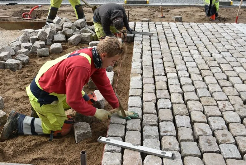 Brolæggere / Grå anlægsgartnere